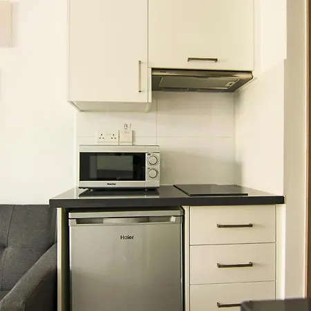 Lejlighed Phaedrus Living: Seaside Luxury Flat Athina 115 Paphos
