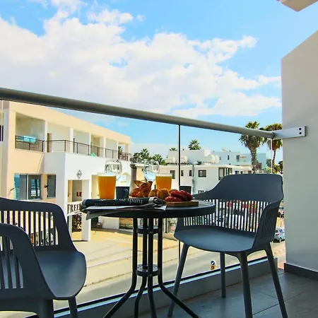 Apartment Phaedrus Living: Seaside Luxury Flat Athina 115 *